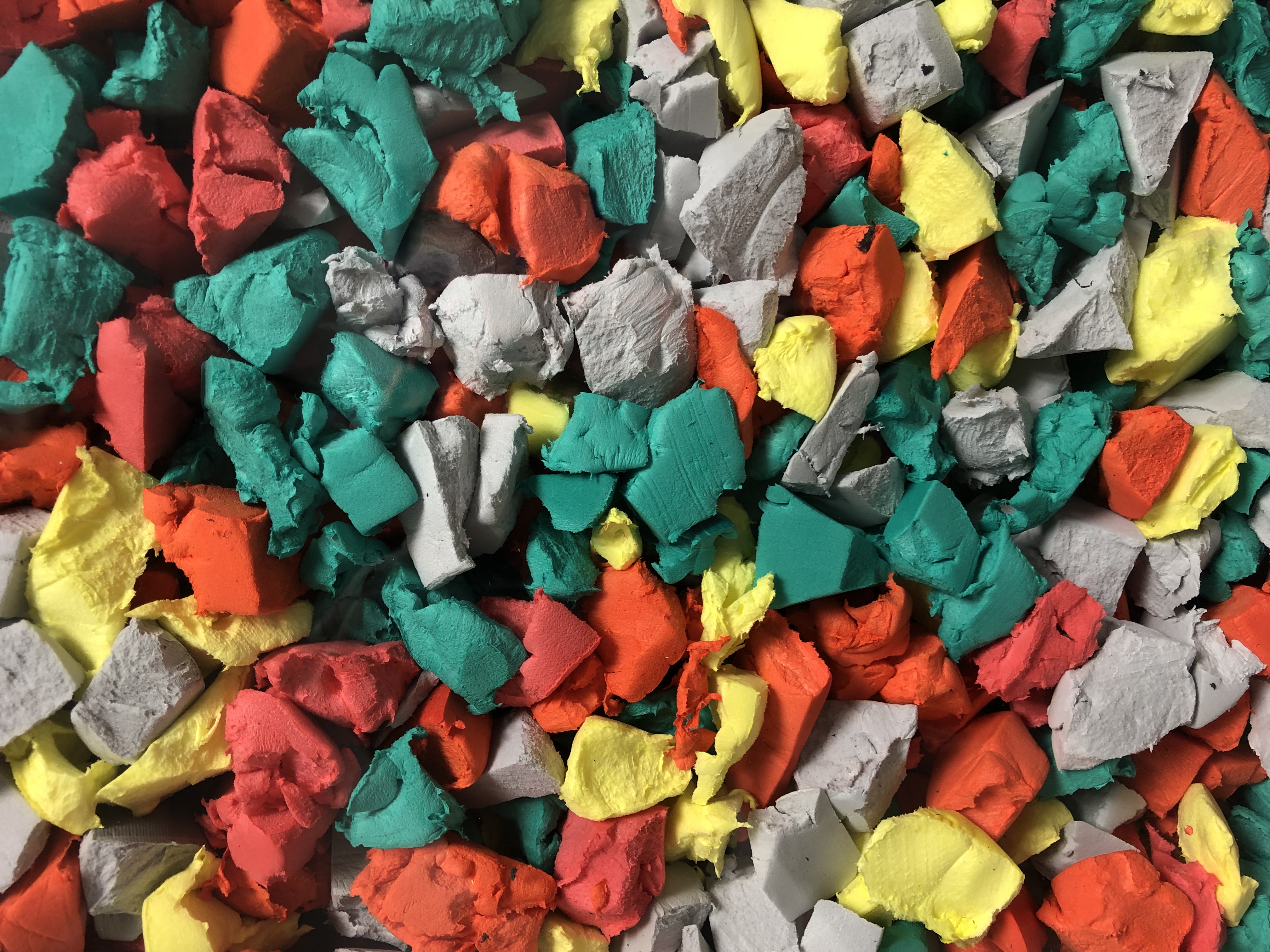 XPE Foam flakes small